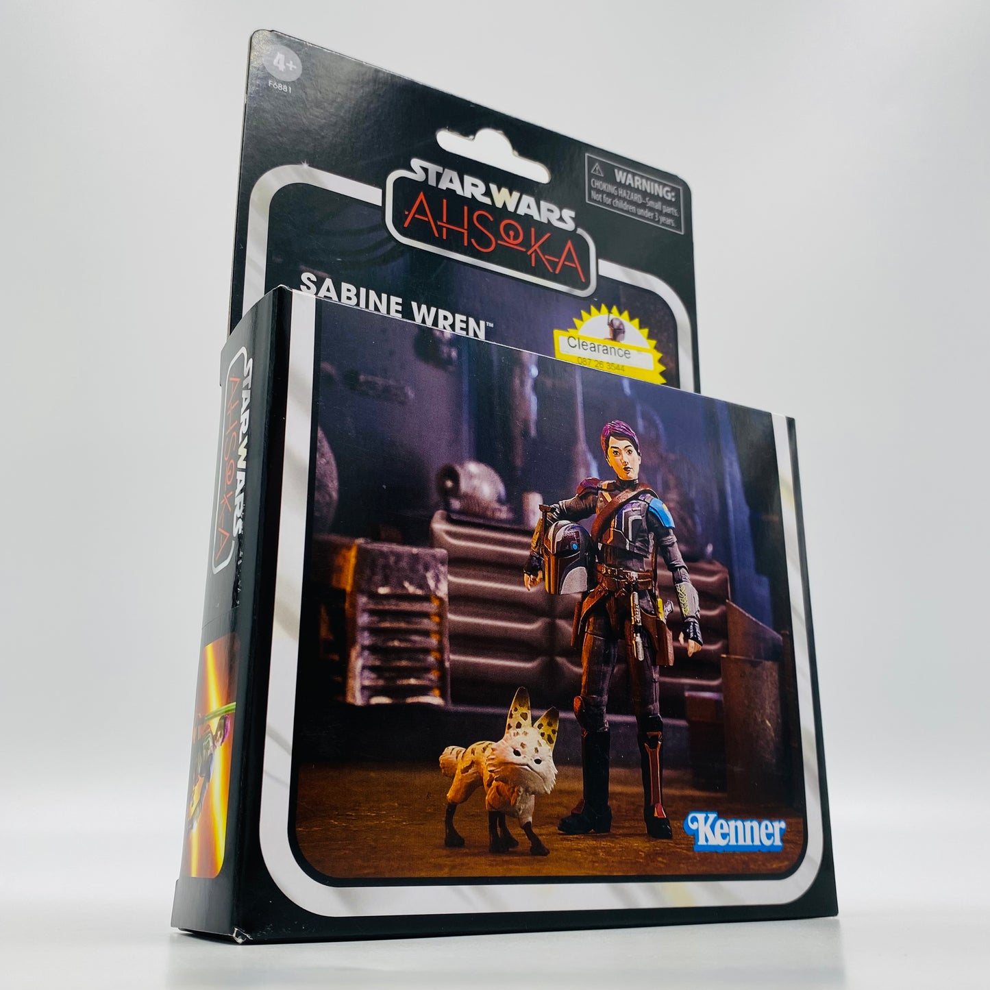 Star Wars The Vintage Collection Sabine Wren Deluxe carded 3.75” action figure (2023) Kenner (Hasbro)