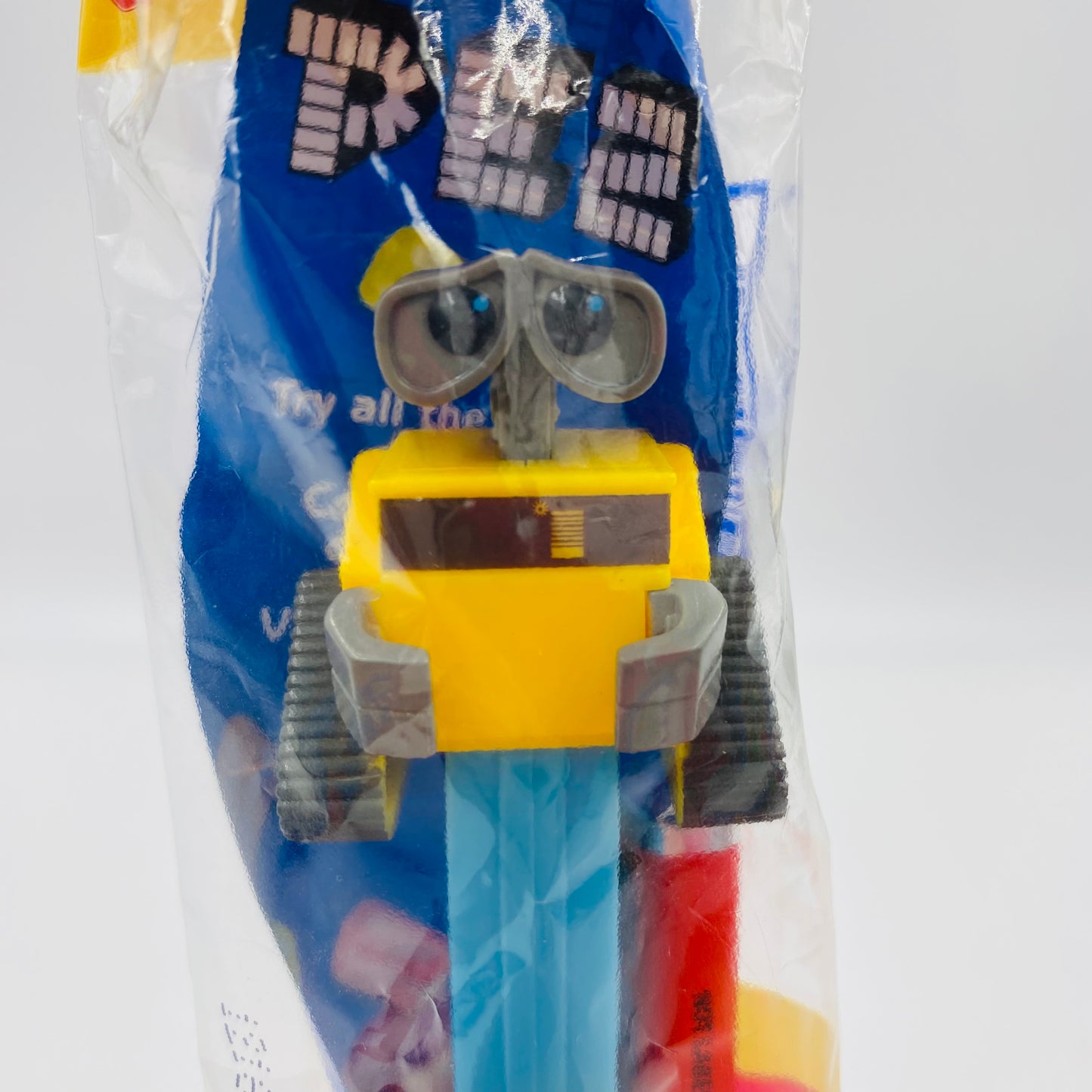 Wall-E PEZ dispenser (2008) bagged 5.9 China