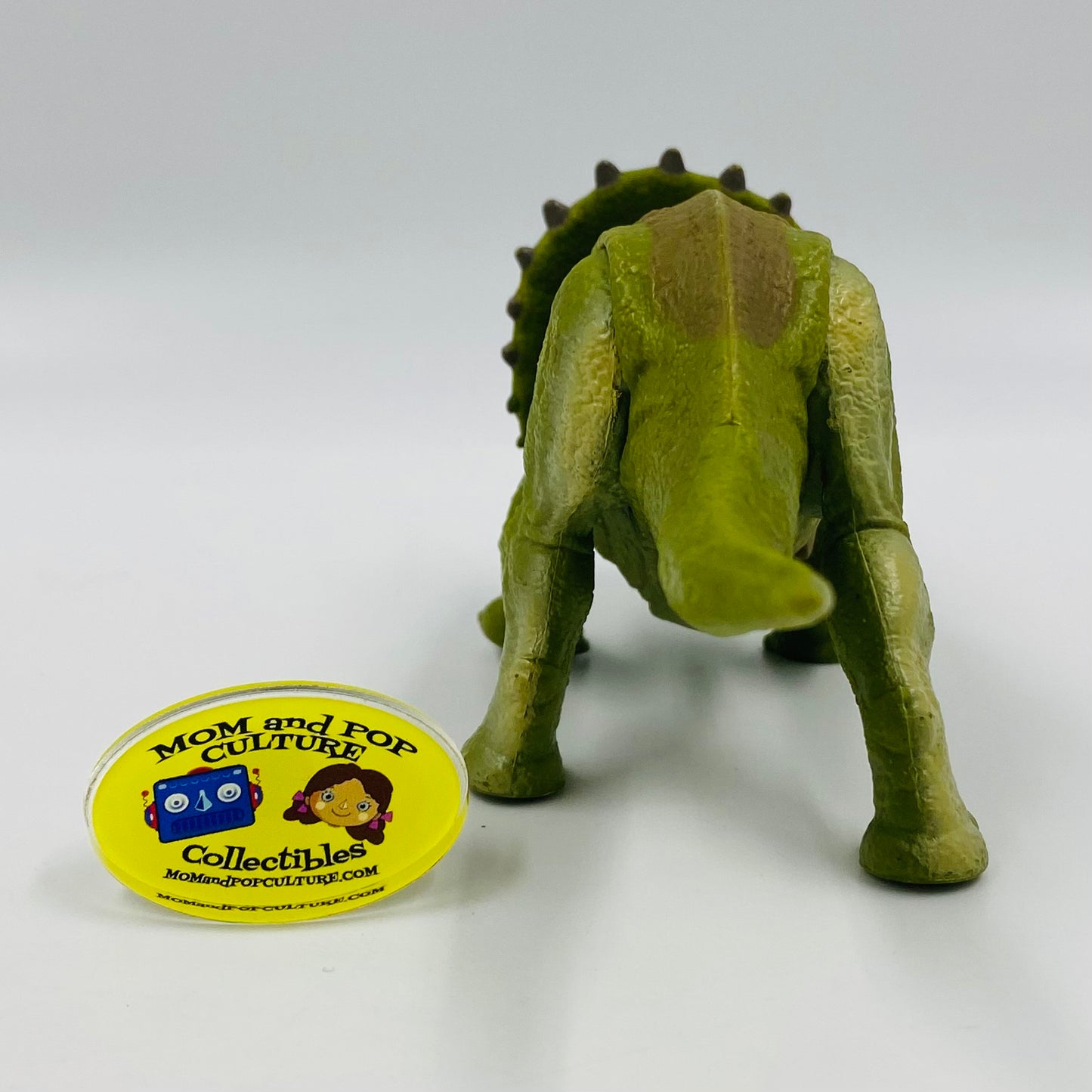 Jurassic World Fallen Kingdom Battle Damage Trieratops loose action figure (2018) Mattel