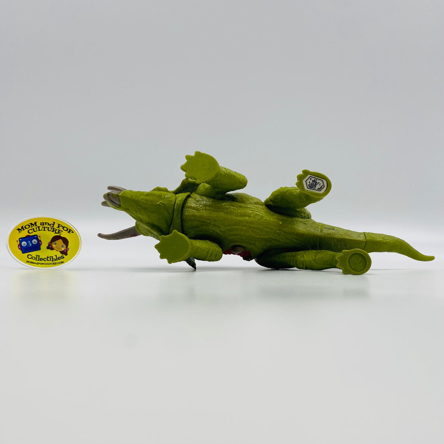 Jurassic World Fallen Kingdom Battle Damage Trieratops loose action figure (2018) Mattel