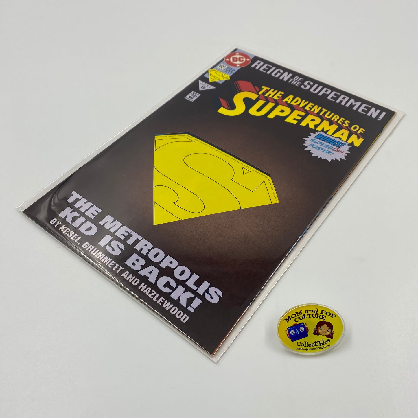 The Adventures of Superman #501 Reign of the Supermen! part 4 (1993) DC (FN+) die-cut cover