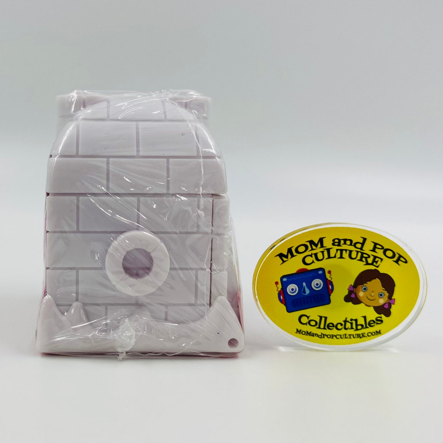 Animal Jam Adopt A Pet Series 2 white (#1) Igloo boxed 1” micro pet figurine (2017) Jazwares