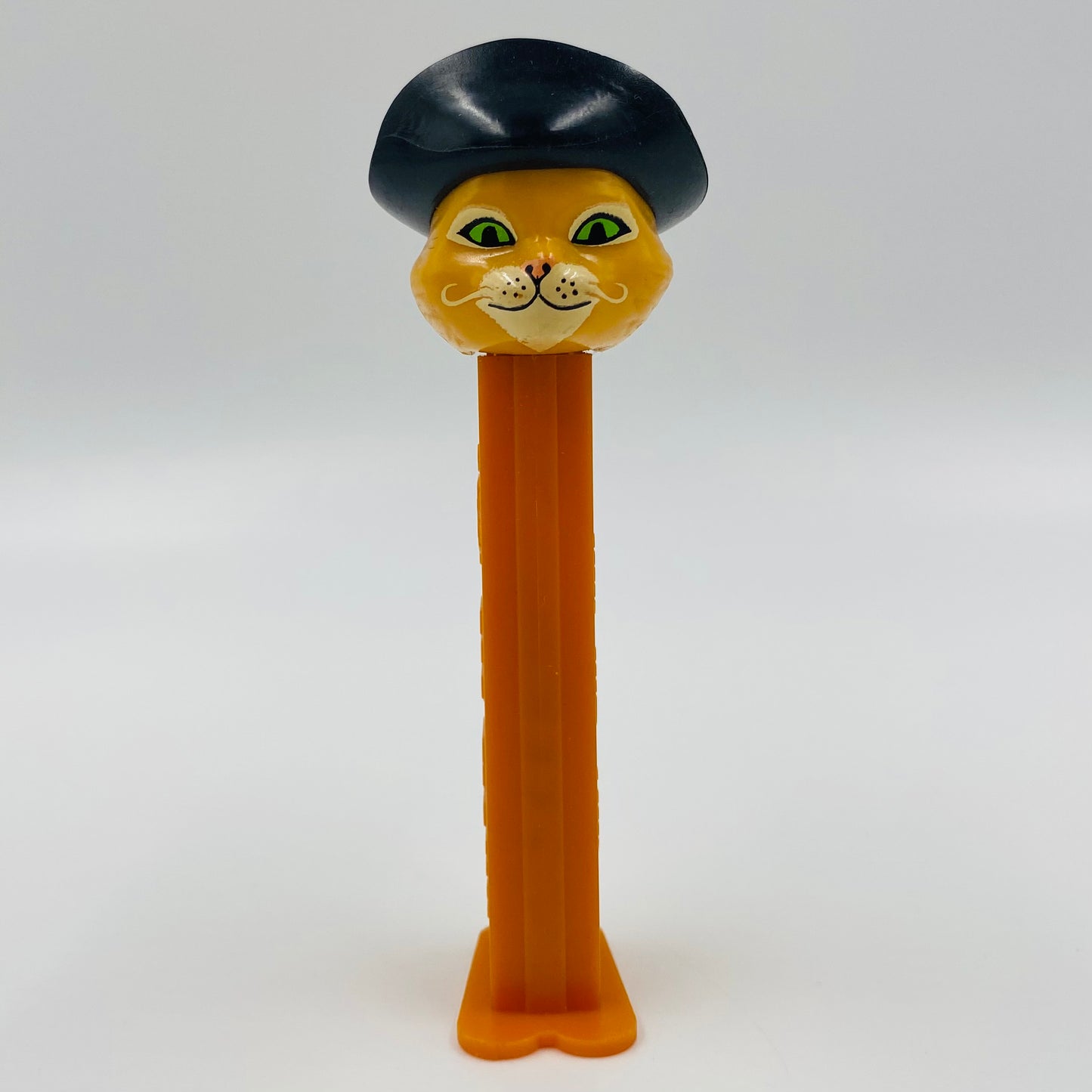 Shrek Puss 'n Boots PEZ dispenser (2007) bagged 4.9 Hungary