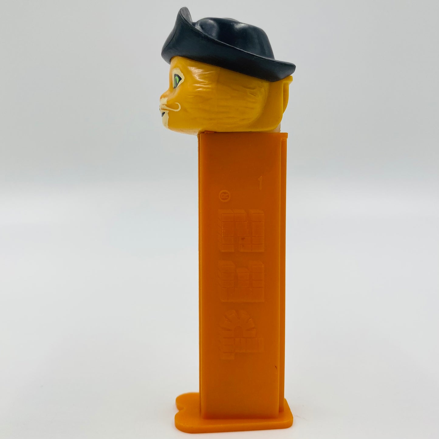 Shrek Puss 'n Boots PEZ dispenser (2007) bagged 4.9 Hungary