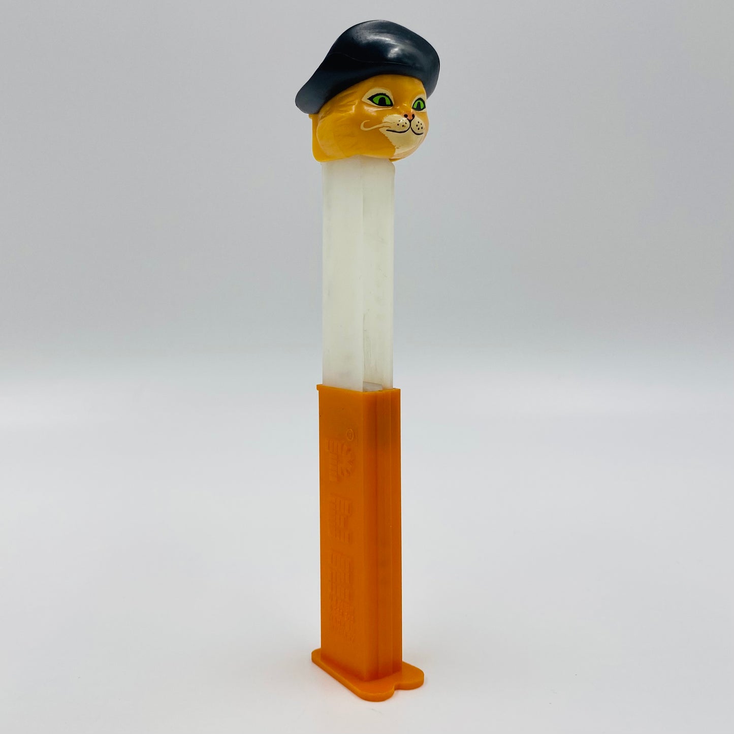 Shrek Puss 'n Boots PEZ dispenser (2007) bagged 4.9 Hungary