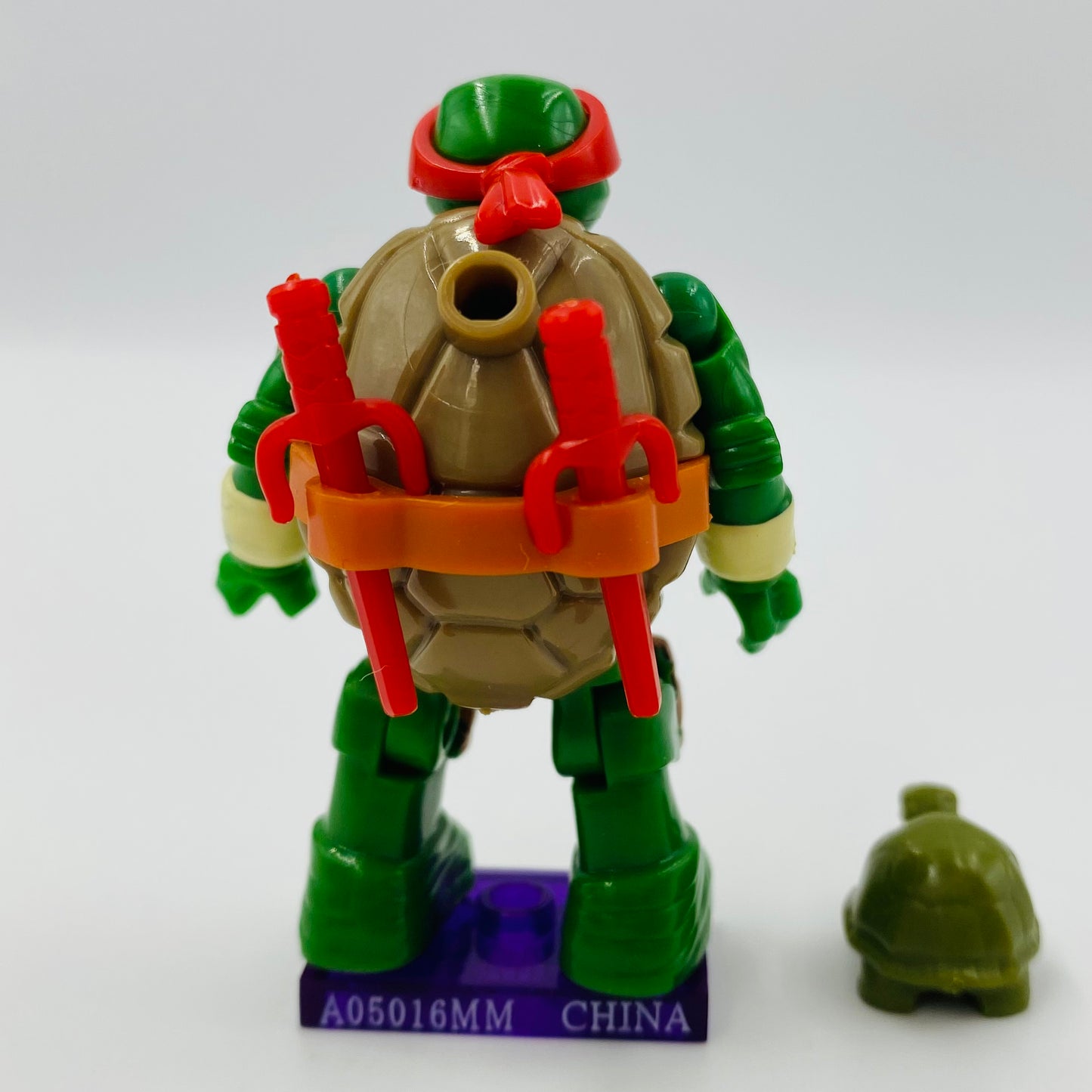 Mega Bloks Teenage Mutant Ninja Turtles series 2 Raphael with Spike loose 2” micro action figure (2015) Mattel