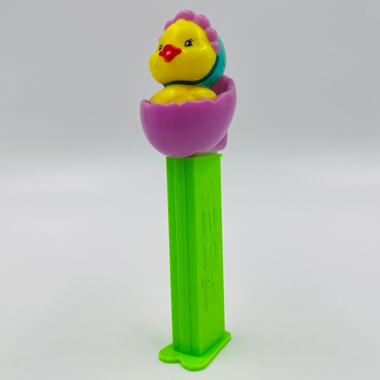 Easter Chick in Egg PEZ dispenser (2004) loose 5.9 China