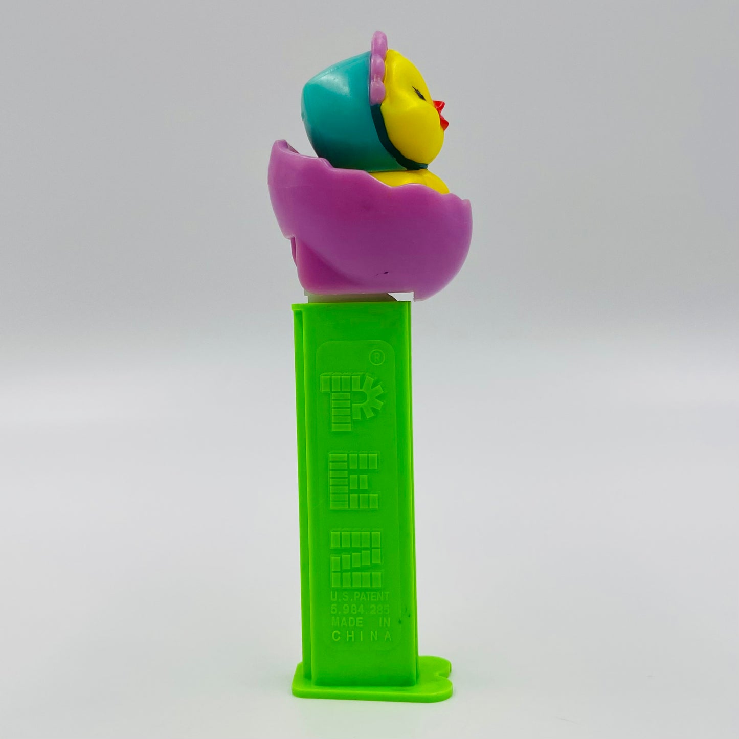 Easter Chick in Egg PEZ dispenser (2004) loose 5.9 China