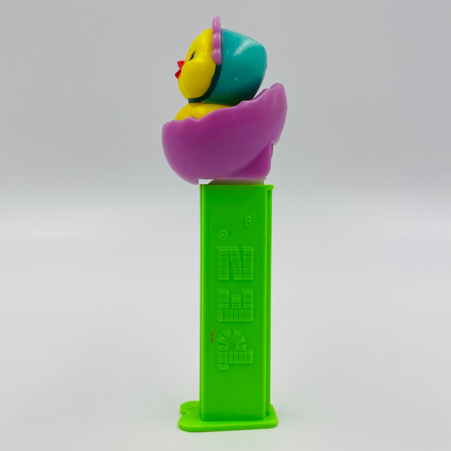 Easter Chick in Egg PEZ dispenser (2004) loose 5.9 China