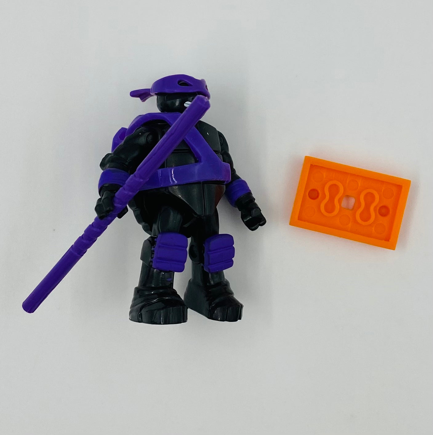 Mega Construx Teenage Mutant Ninja Turtles series 4 Donatello loose 2” micro action figure (2015) Mattel