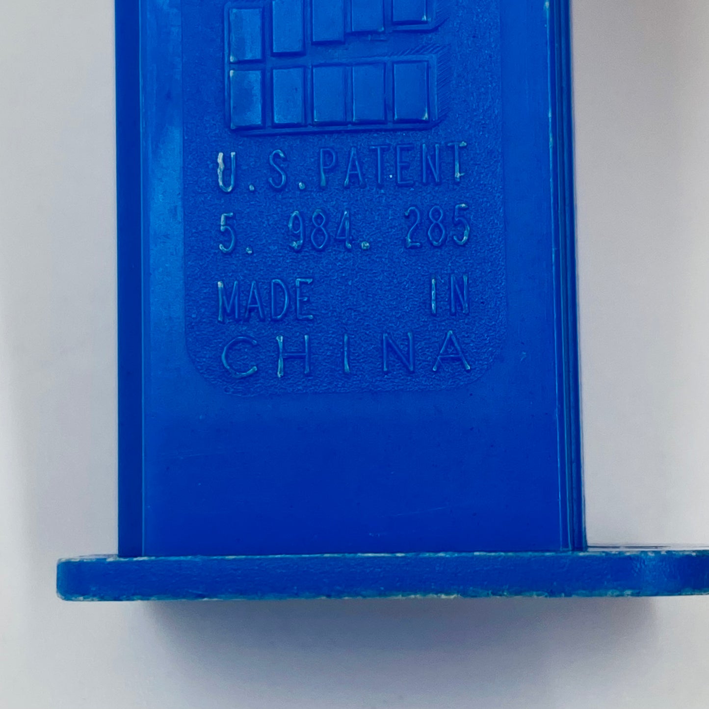 Emergency Heroes Pete the Pilot PEZ dispenser (2003) loose 5.9 China