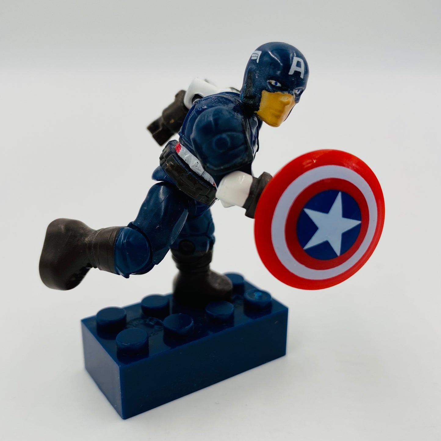 Mega Bloks Marvel series 2 Captain America loose 2” micro action figure (2012) MEGA Brands