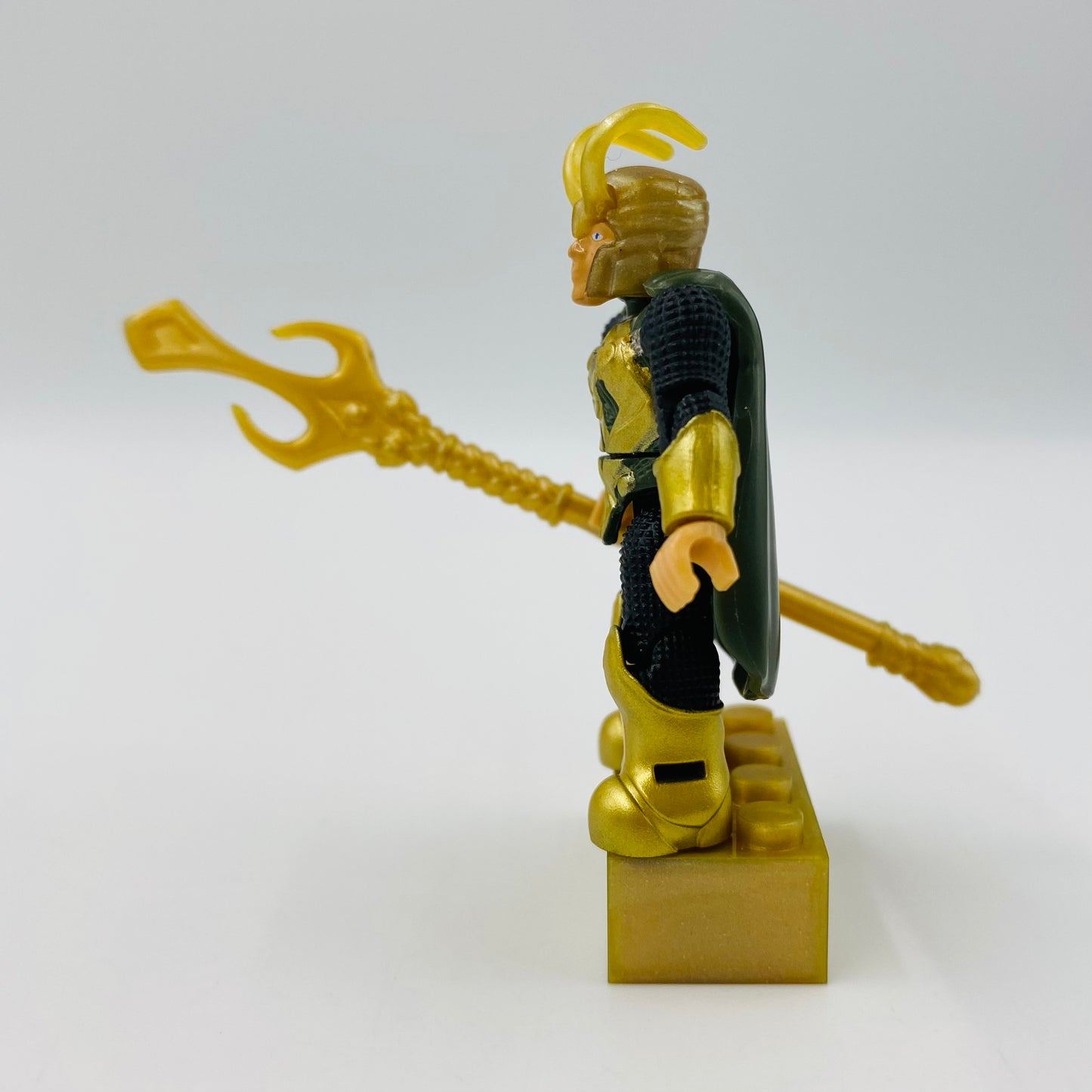 Mega Bloks Marvel series 2 Loki loose 2” micro action figure (2012) MEGA Brands