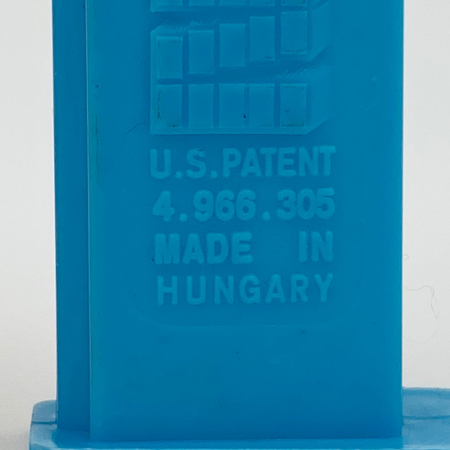 Simpsons complete set of 5 PEZ dispensers (2000) loose