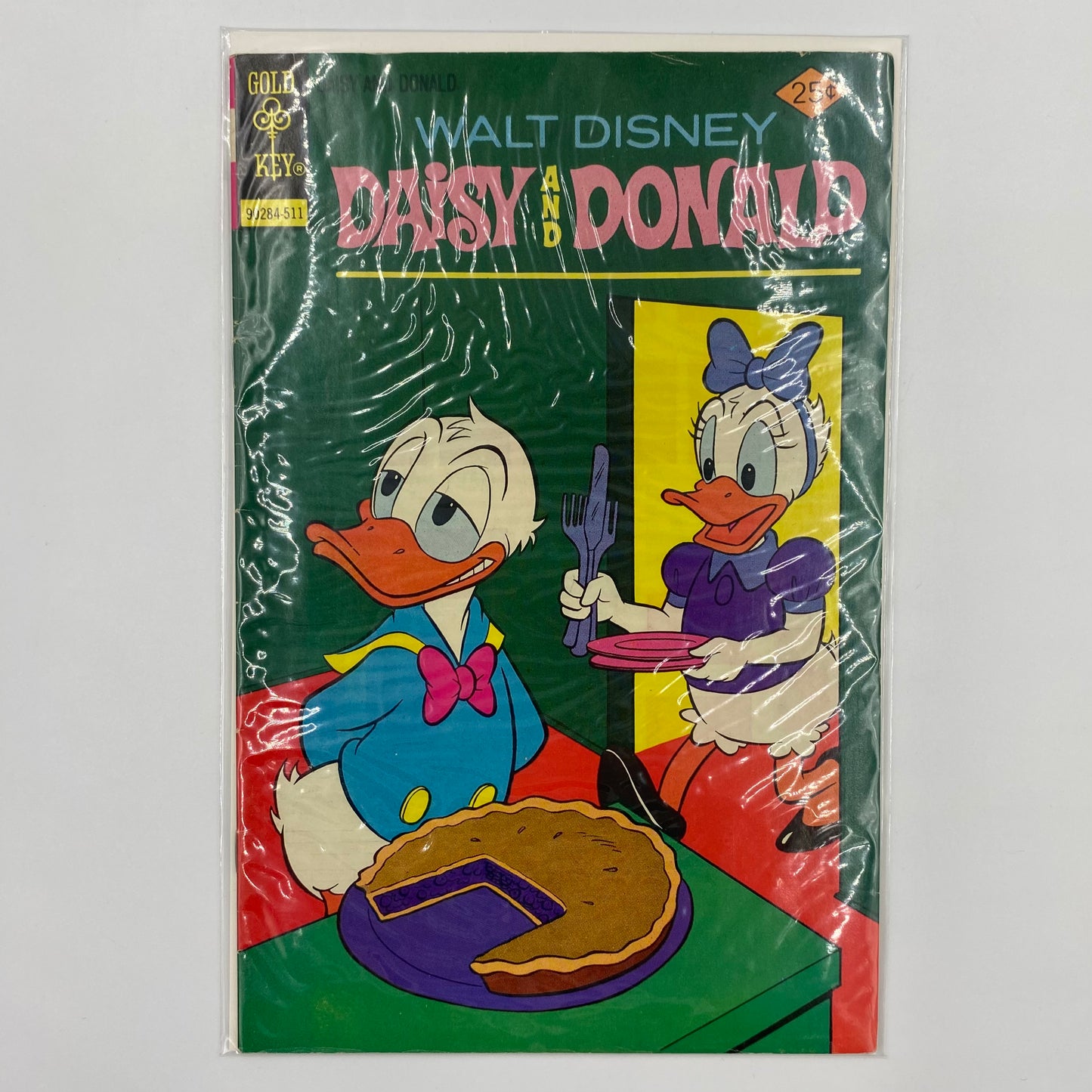 Walt Disney Daisy and Donald #13 (1975) Gold Key