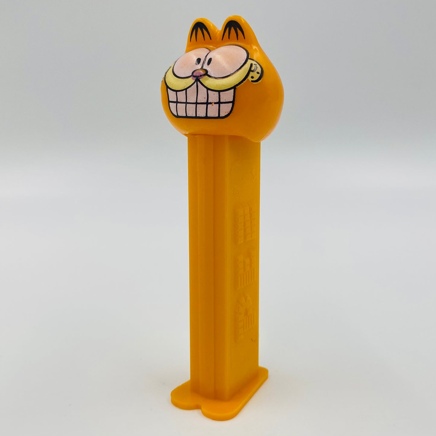 Garfield (smiling) PEZ dispenser (1990) loose 4.9 Slovenia