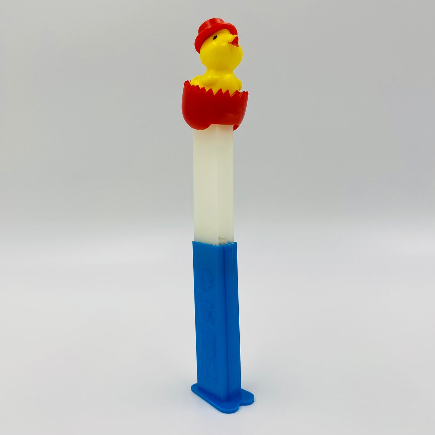 Easter Chick in Red Egg PEZ dispenser (1992) loose 4.9 Hungary