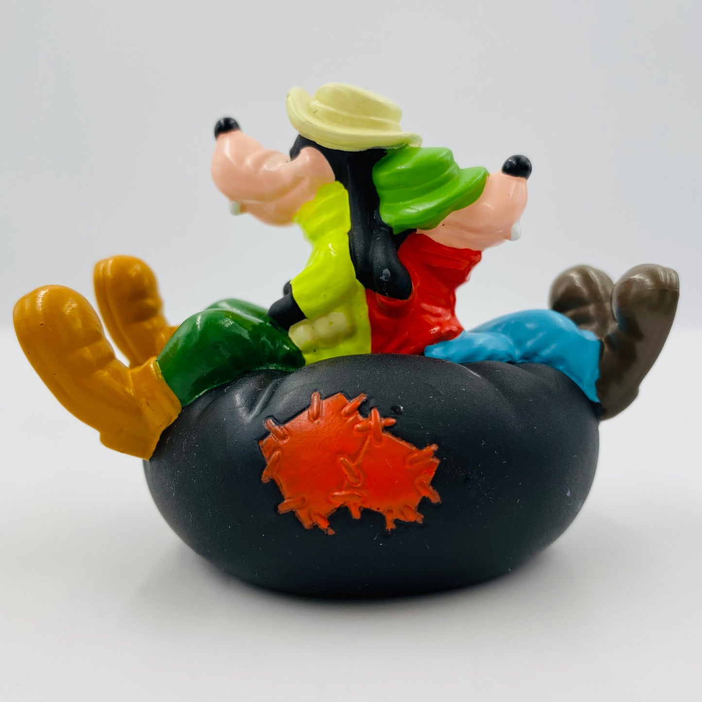 A Goofy Movie Goofy and Max in Water Raft-Squirter Burger King Kids' Meal toy (1995) loose