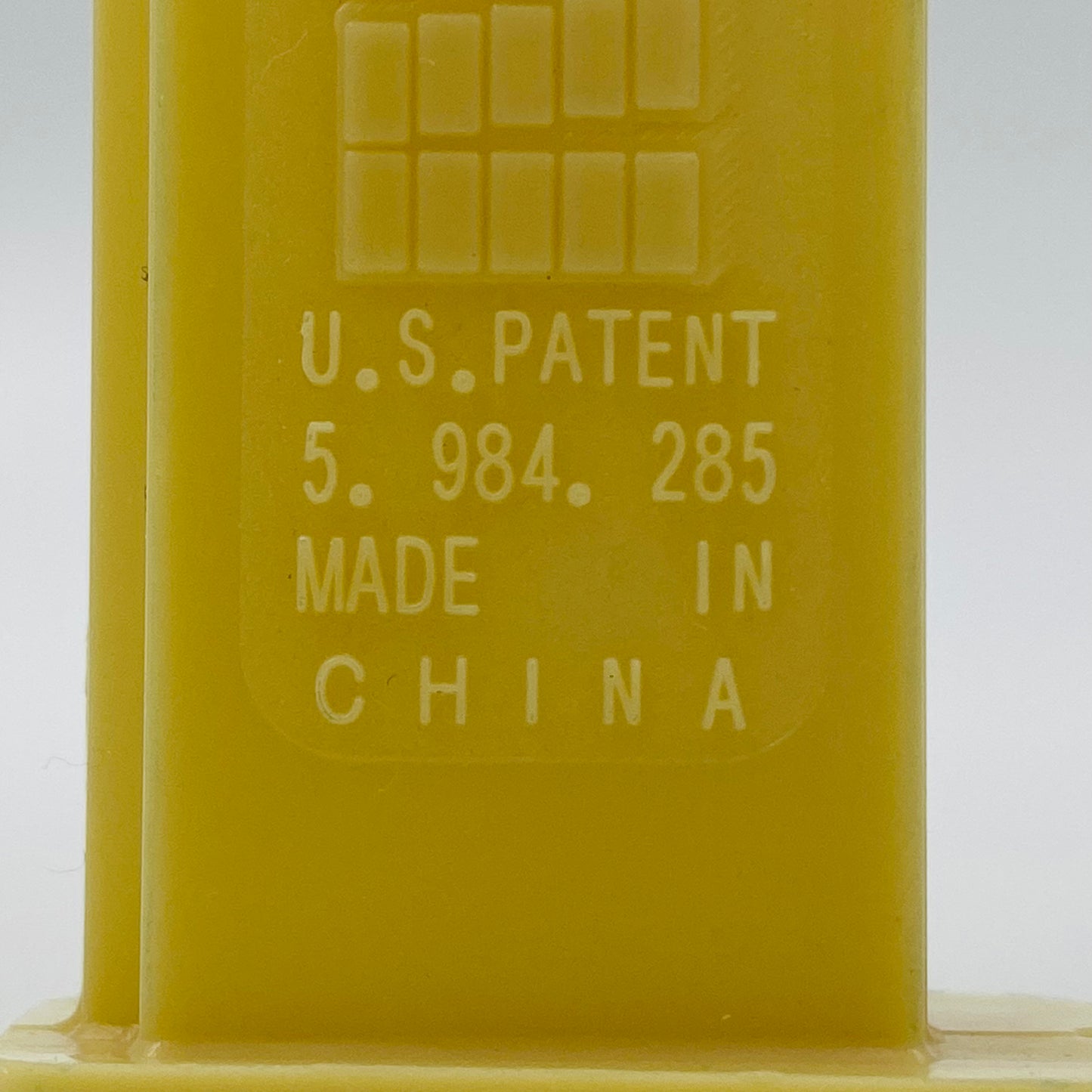 Star Wars Clone Wars Obi-Wan Kenobi PEZ dispenser (2009) loose 5.9 China