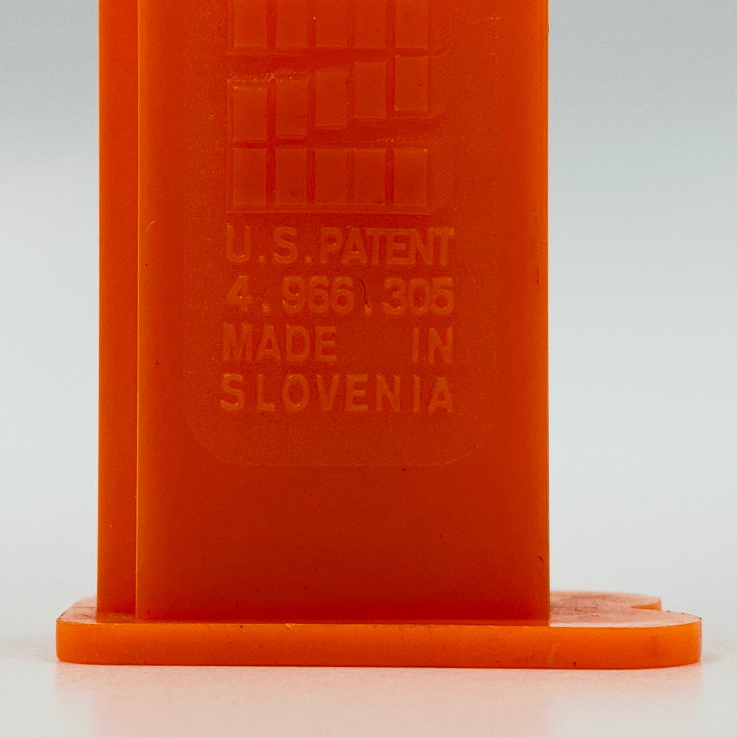 Winnie the Pooh Tigger (gray neck) PEZ dispenser (2001) loose 4.9 Slovenia