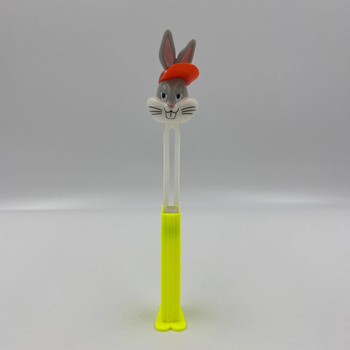 Looney Tunes “Cheeky” Bugs Bunny PEZ dispenser (1999) loose