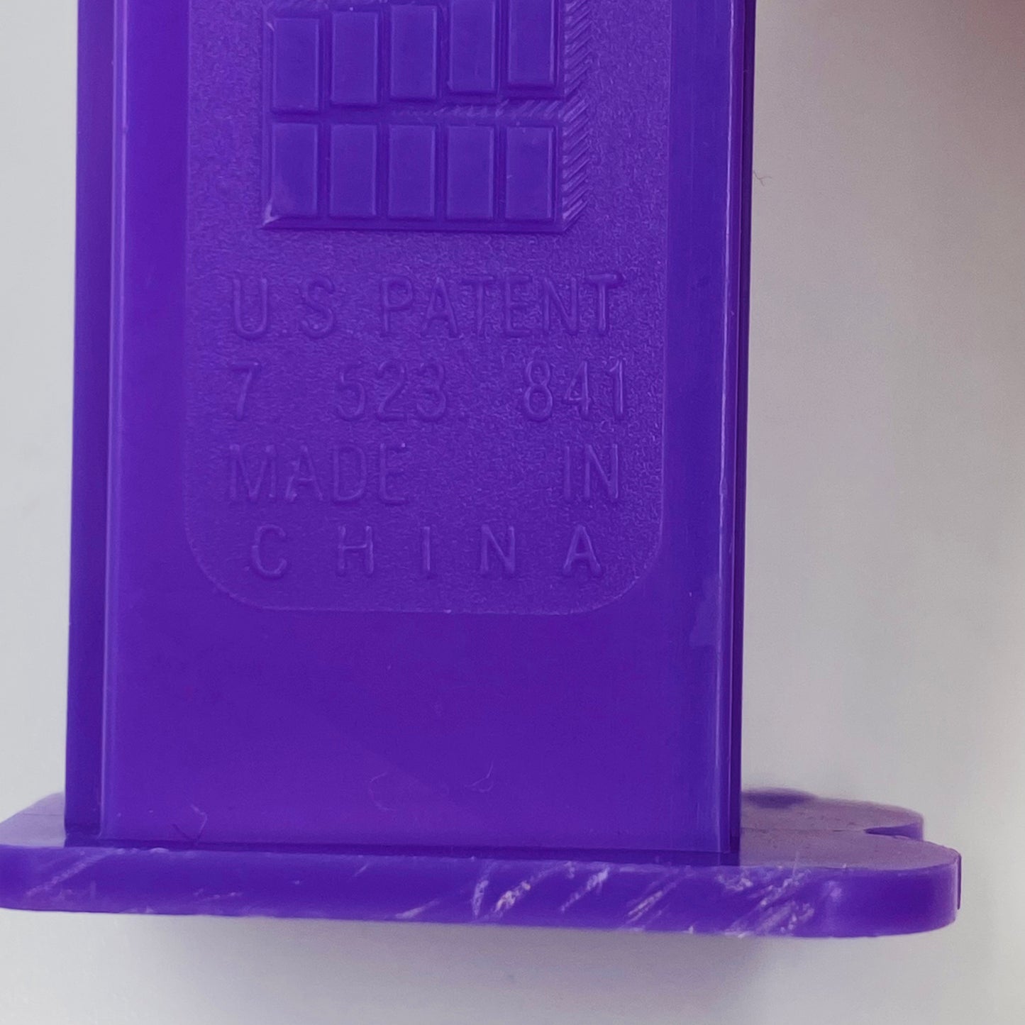 Disney Mickey Mouse & Friends Daisy Duck PEZ dispenser (2009) loose 7.5 China