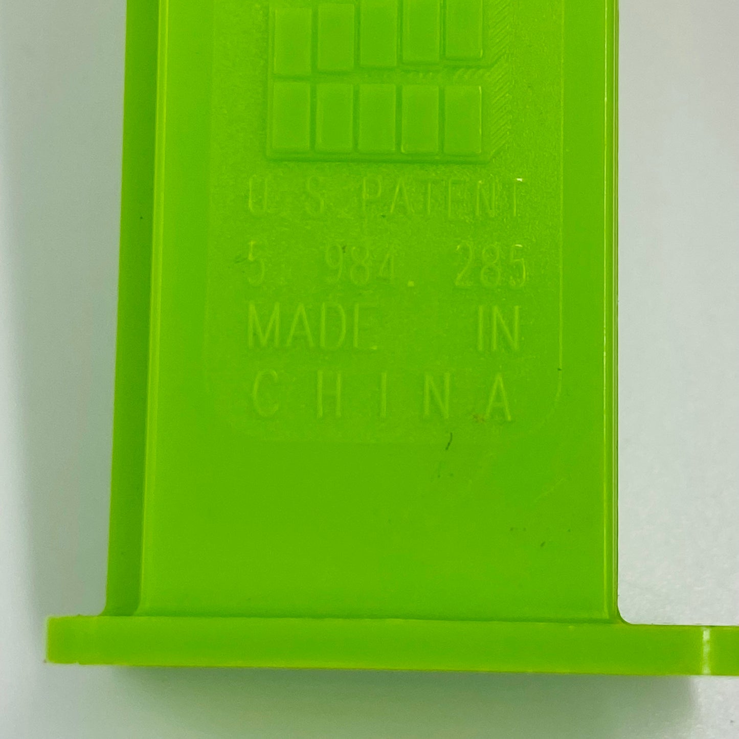 Disney Mickey Mouse & Friends Pluto PEZ dispenser (2009) loose 5.9 China