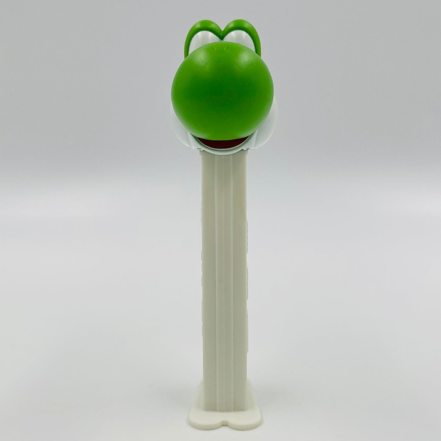 Super Mario Yoshi PEZ dispenser (2013) loose 7.5 China