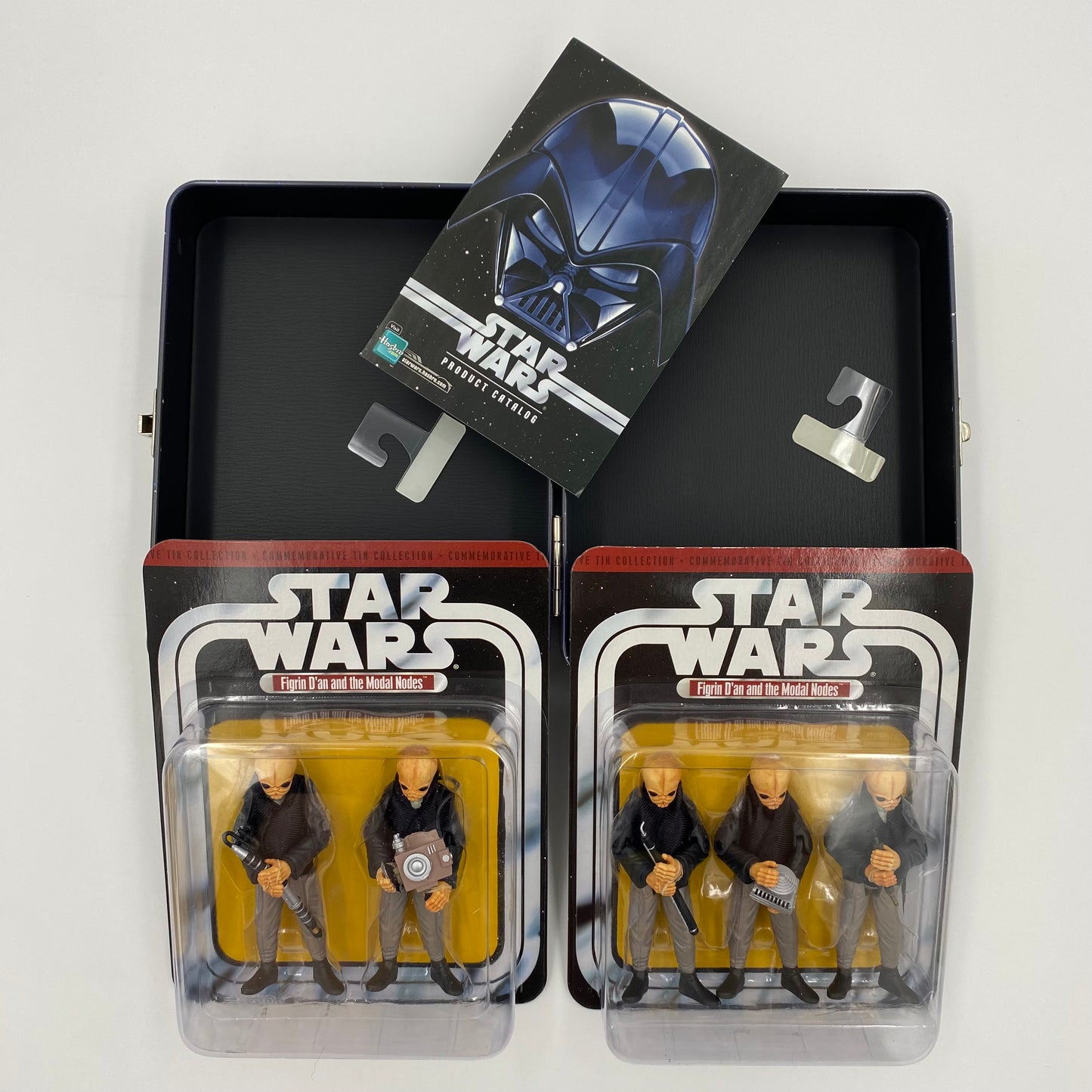 Star Wars A New Hope Episode IV Commemorative Tin Collection The Model Nodes carded 3.75” action figures in tin box (2006) Hasbro