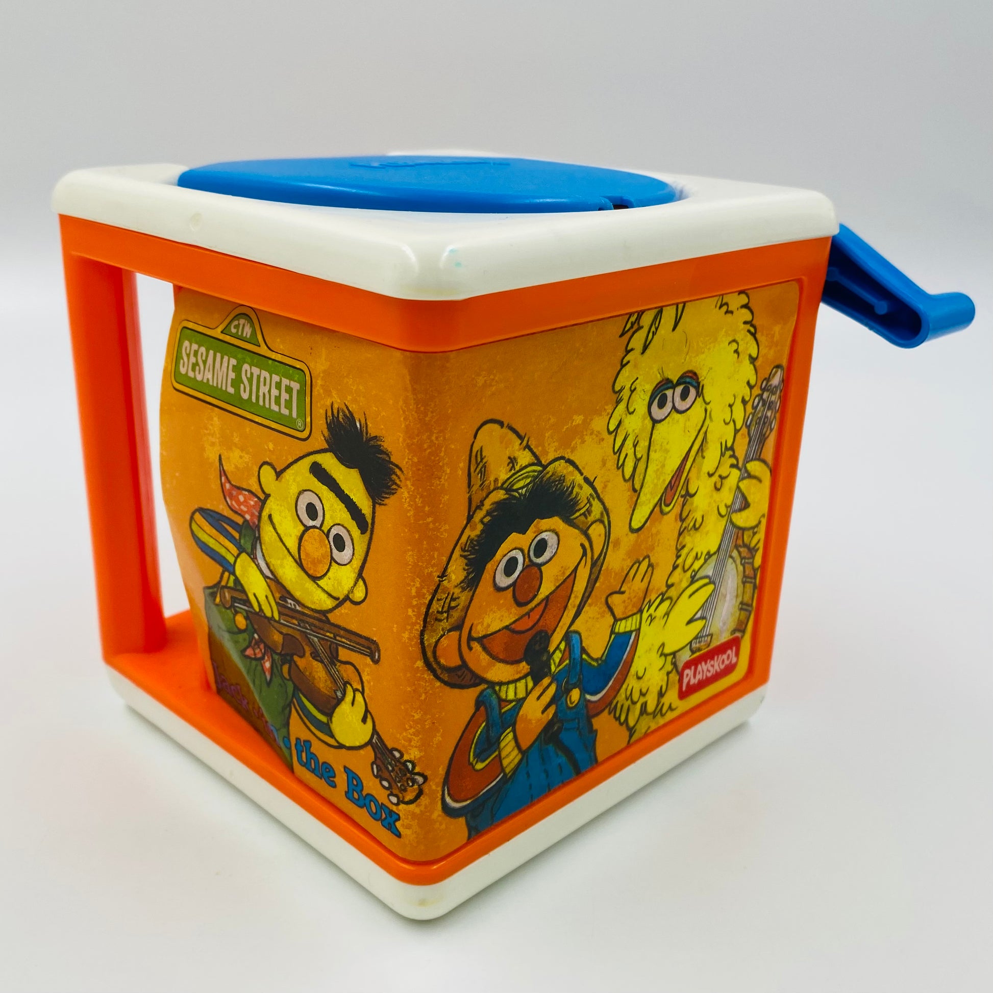 Playskool Sesame Street Big Bird Musical Jack-in-the-Box (1986) Hasbro – Mom and Pop Culture Collectibles