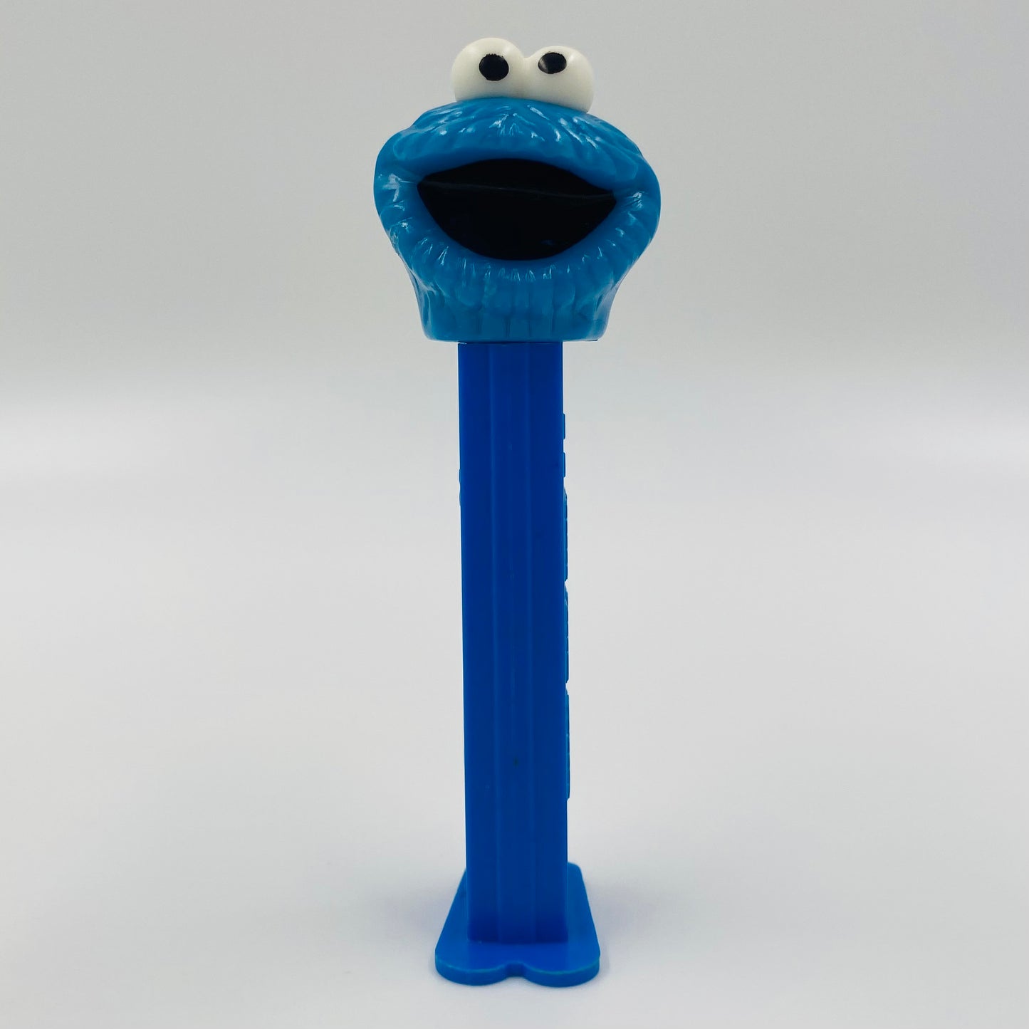 Sesame Street Cookie Monster PEZ dispenser (2005) loose 4.9 Hungary