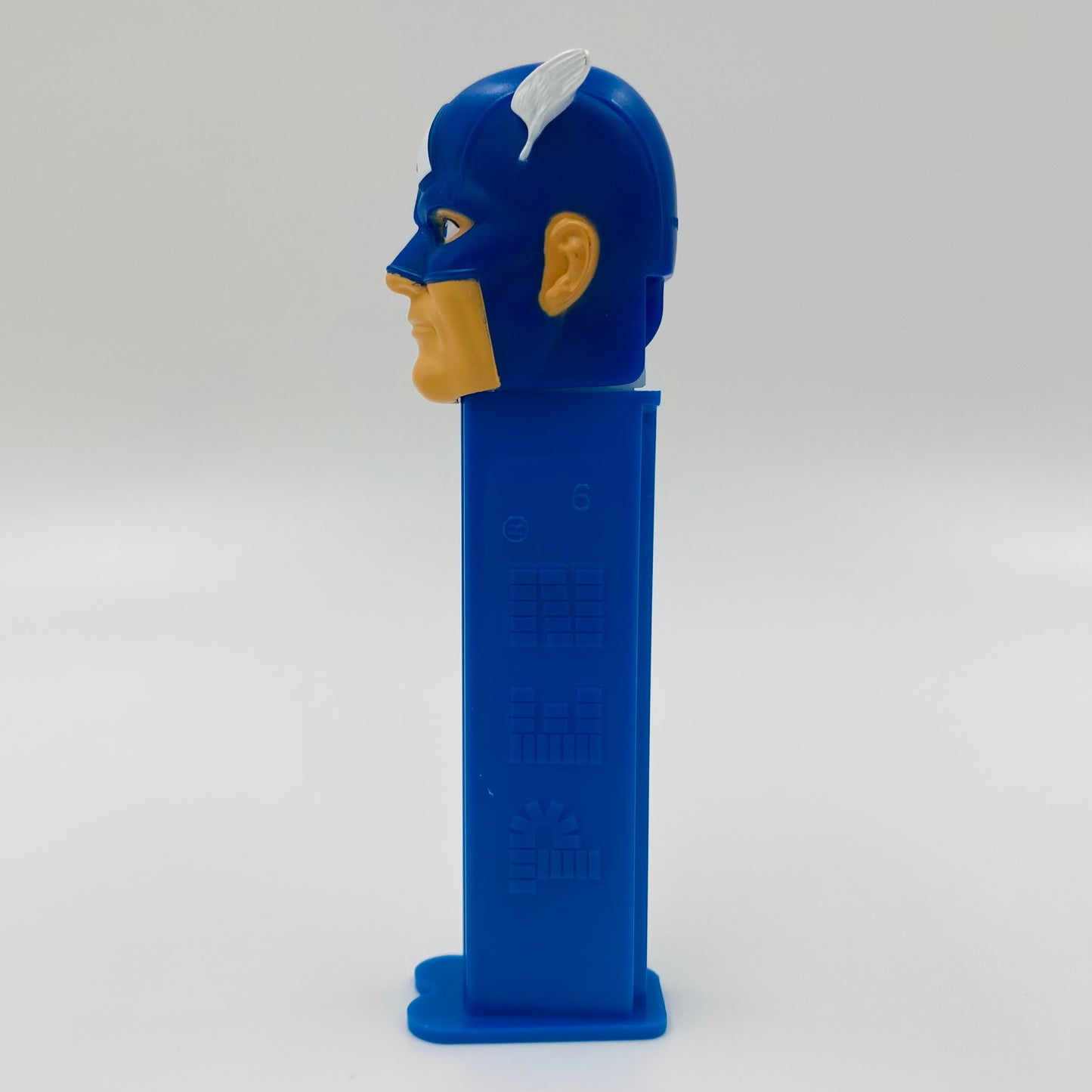 Marvel Captain America PEZ dispenser (2011) loose 5.9 China