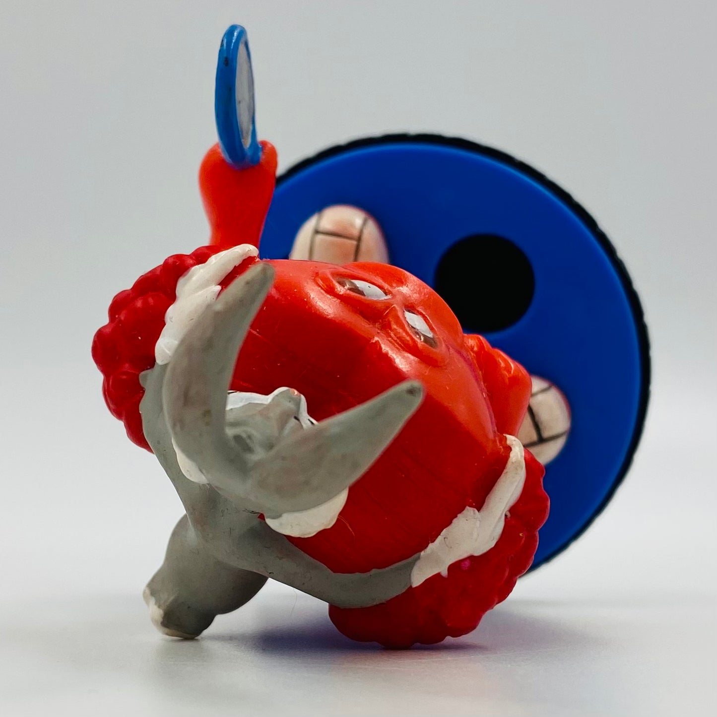 Looney Tunes Bugs Bunny & Gossamer 3.25” figurine (1997) Applause “Water, Water Every Hare”