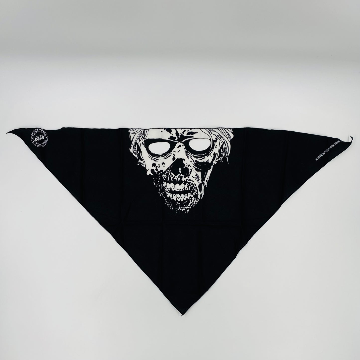 Walking Dead 15th Anniversary zombie face bandana (2018) Image