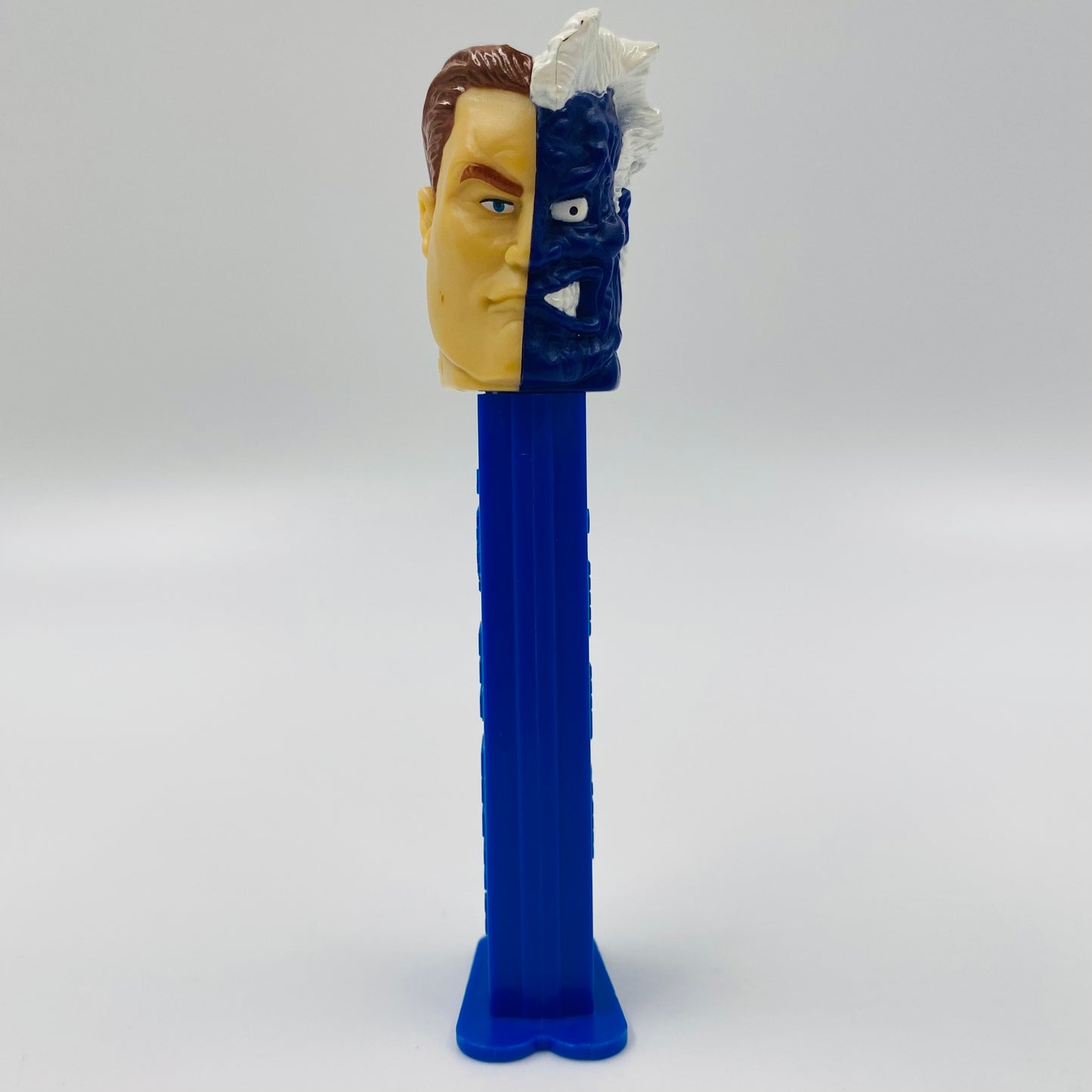 DC Two-Face PEZ dispenser (2008) loose 5.9 China