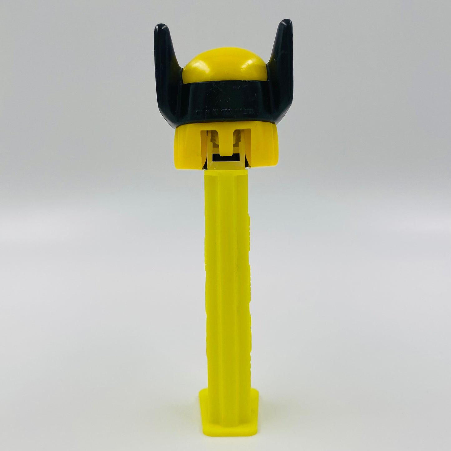 Marvel Wolverine (yellow stem) PEZ dispenser (1999) loose 4.9 Slovenia