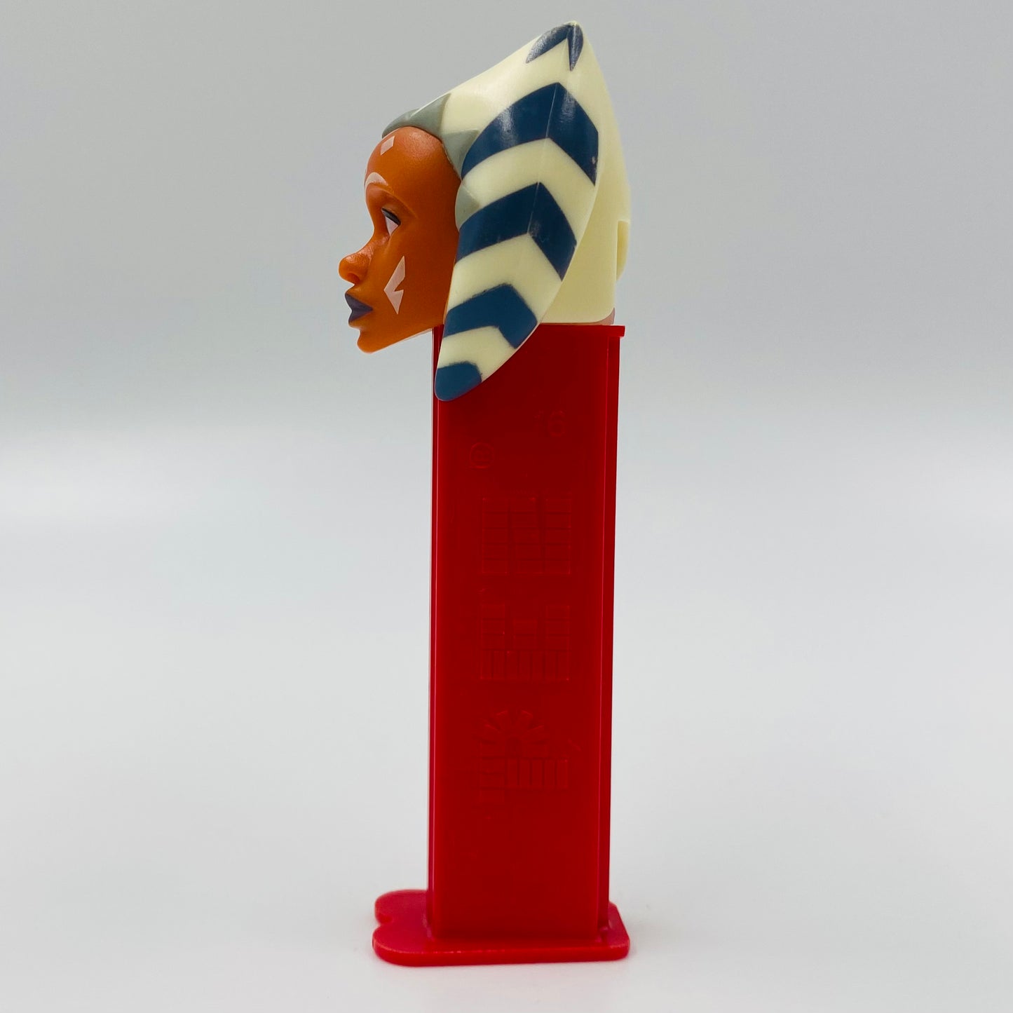 Star Wars Ahsoka Tano PEZ dispenser (2009) loose 5.9 China