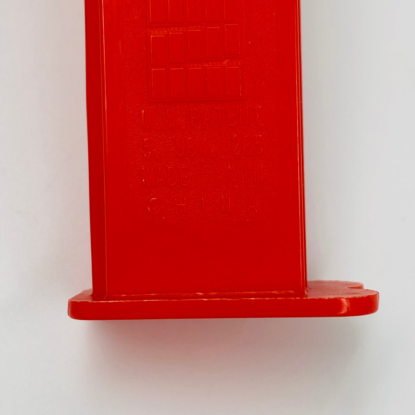 Handy Manny Dusty the Handsaw PEZ dispenser (2011) loose 5.9 China