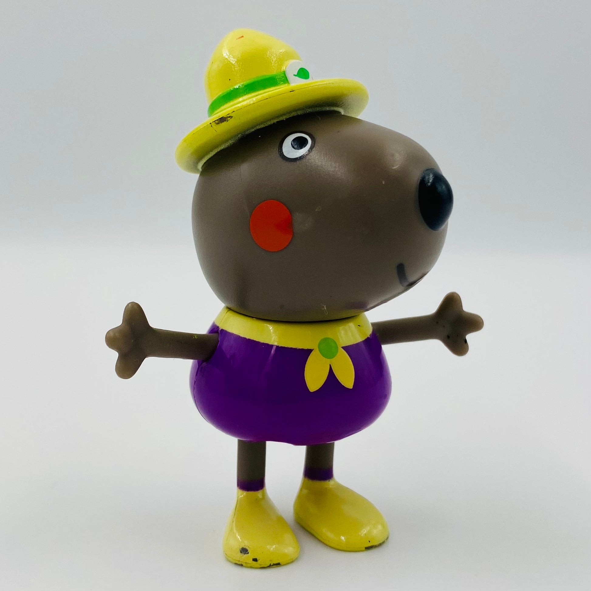 Peppa Pig Fun Friends Danny Dog Figure With Boat - Articulated Poseable Toy For Kids Ages 3+