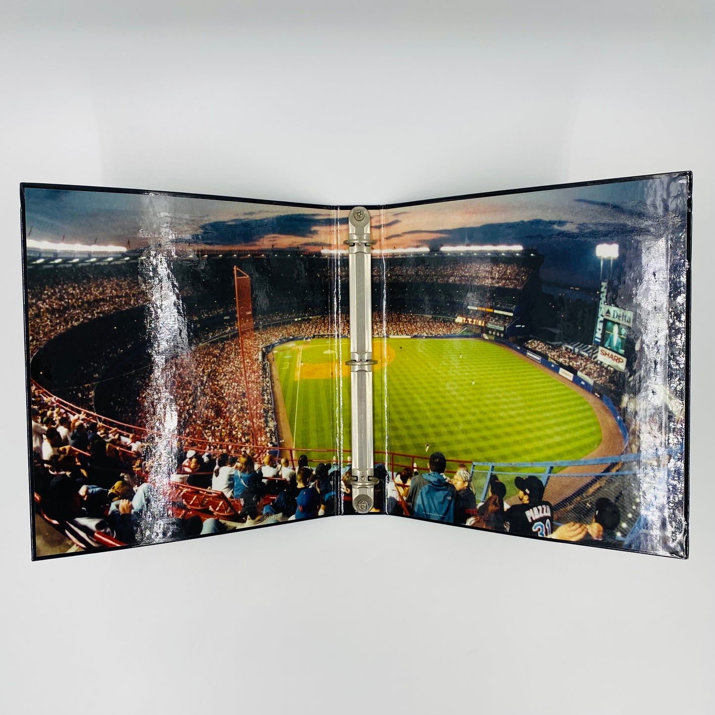 New York Mets “Back to School Binder Day” binder (2002) Tropicana/King Kullen