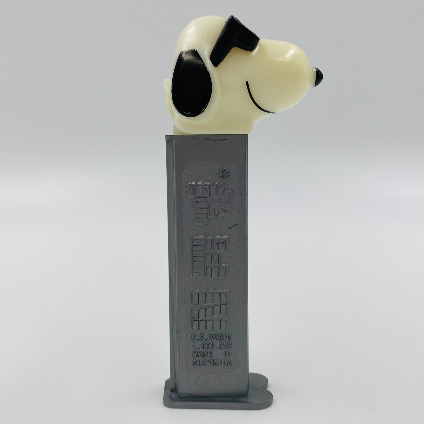 Peanuts Joe Cool PEZ dispenser (2000) loose 4.9 Slovenia