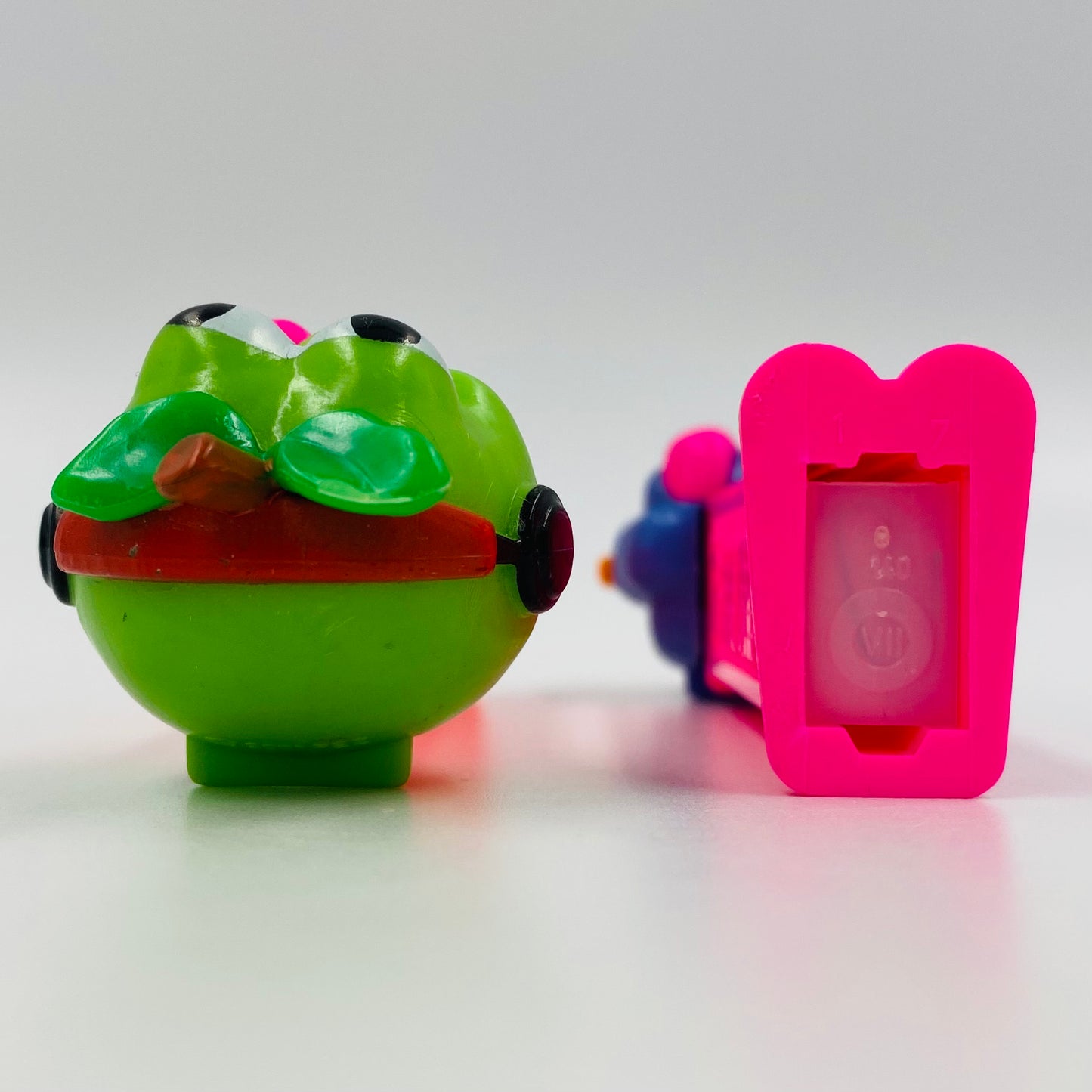 Pez Sourz complete set of 4 PEZ dispensers (2002) loose