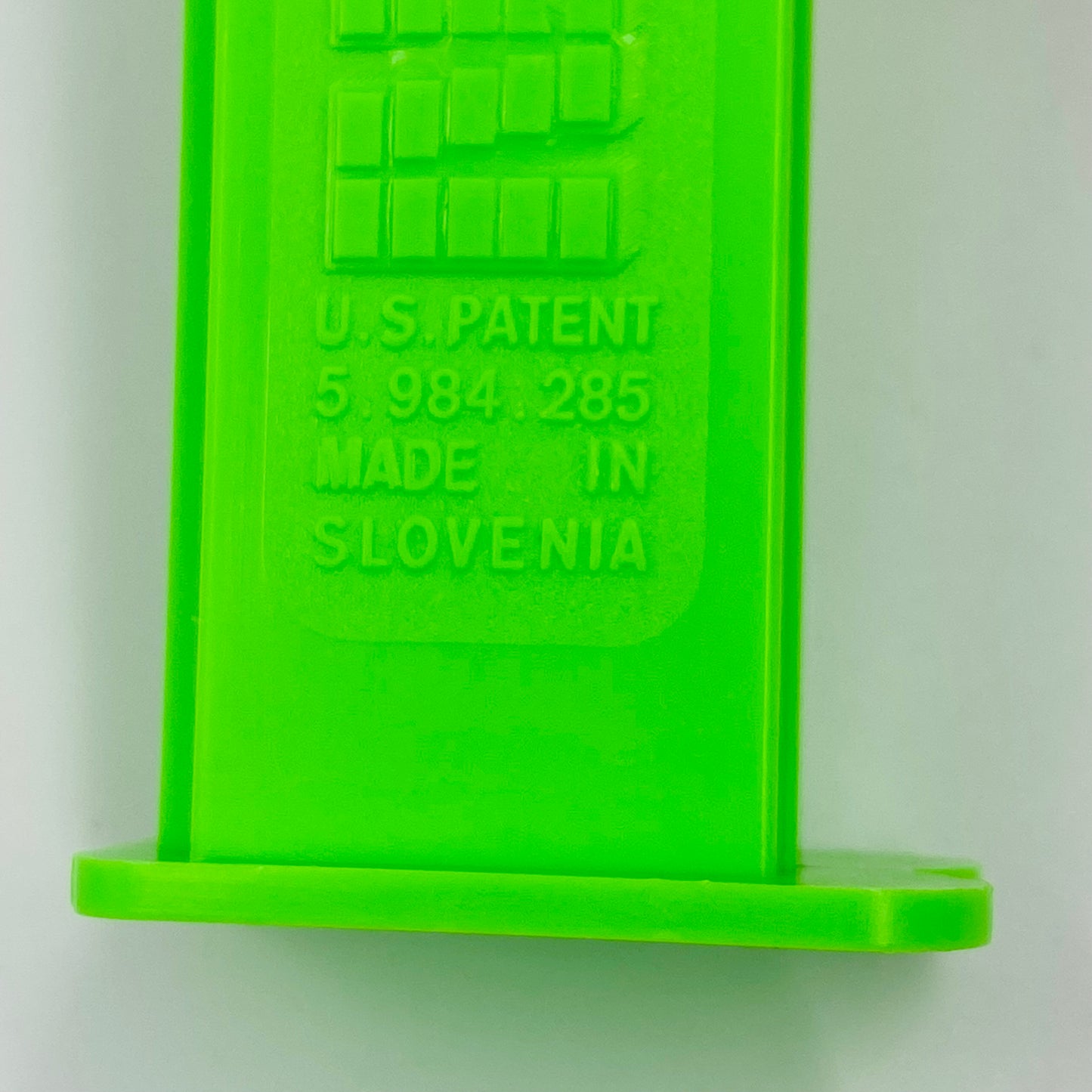 Pez Sourz complete set of 4 PEZ dispensers (2002) loose