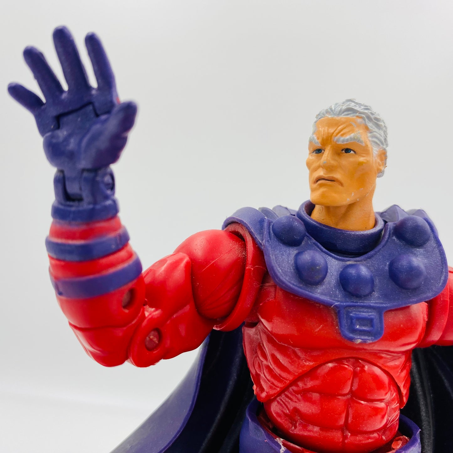 Marvel Legends Series 2 Magneto loose 6” action figure (2002) Toy Biz