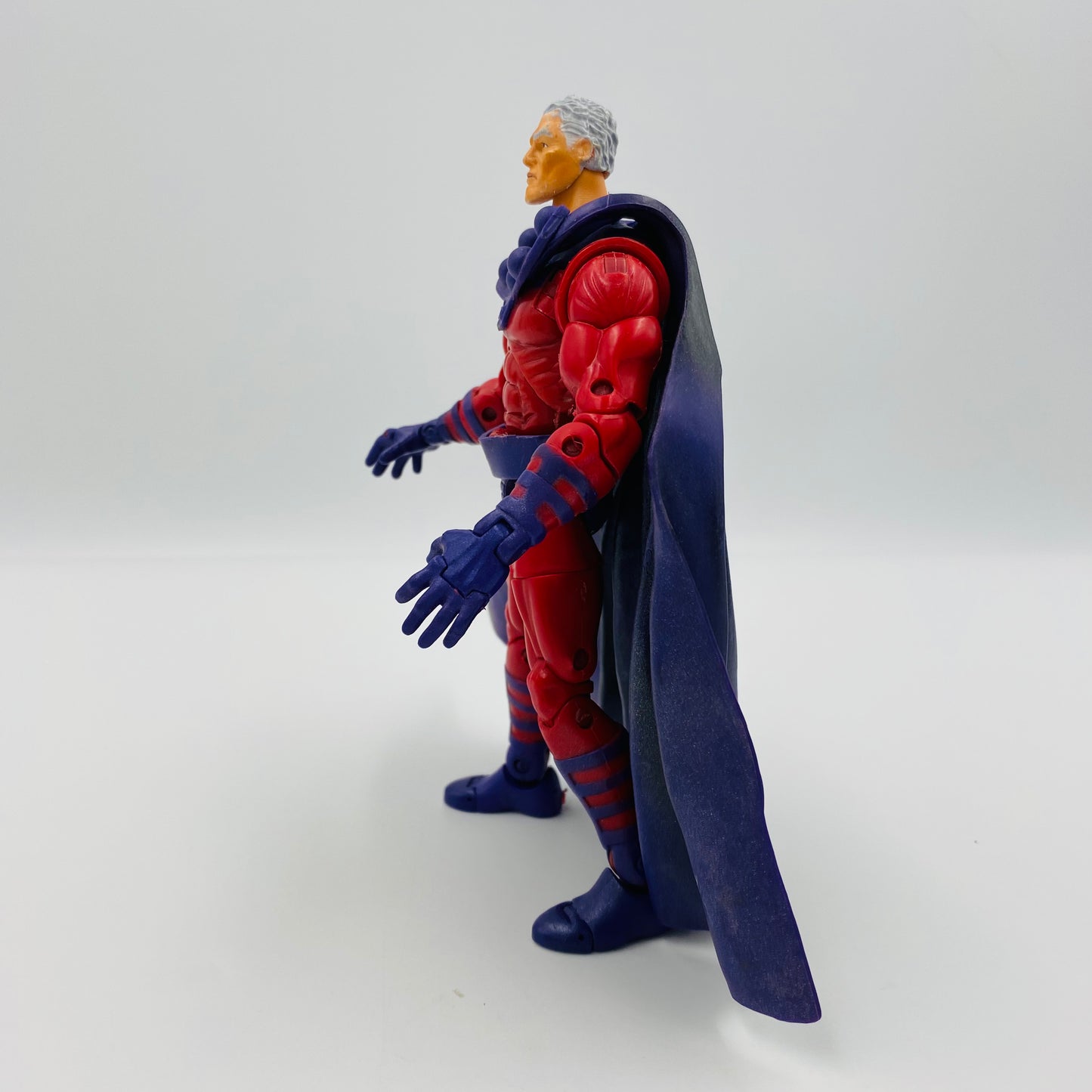 Marvel Legends Series 2 Magneto loose 6” action figure (2002) Toy Biz