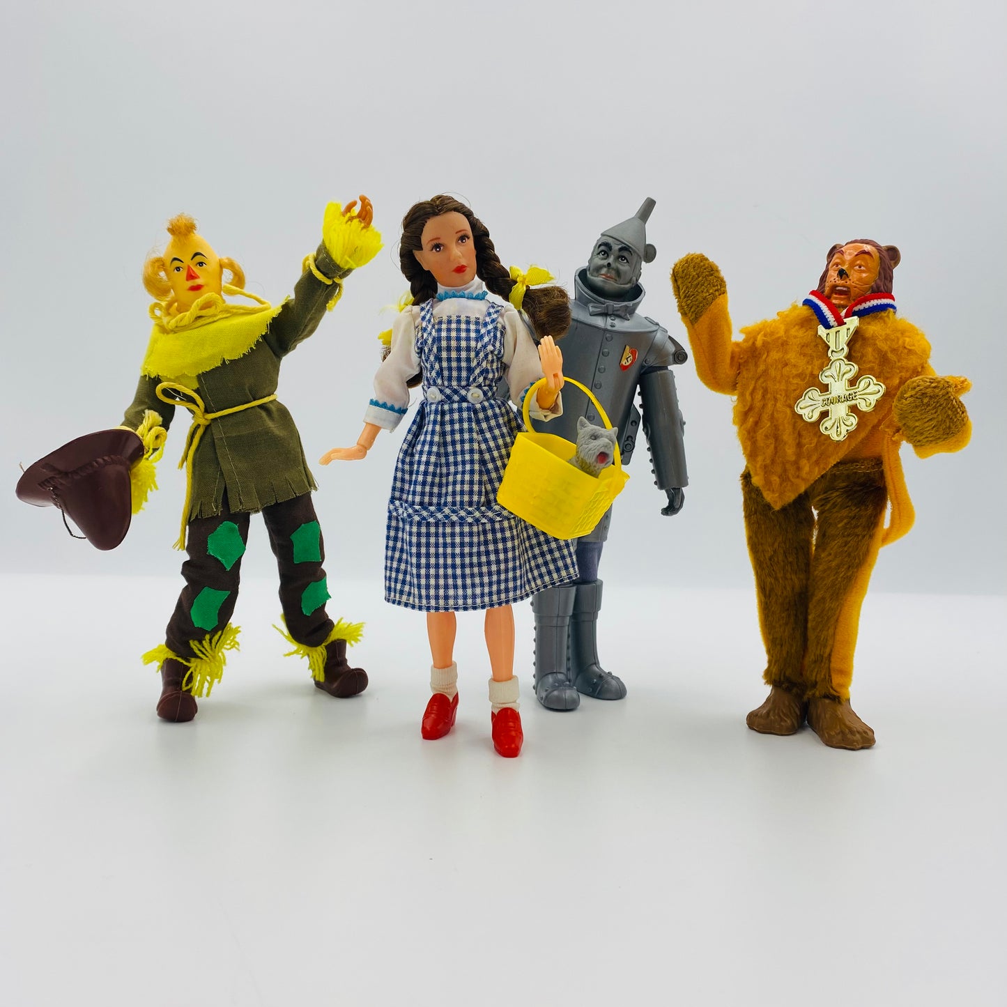 Wizard of Oz Dorothy Gale with Toto, Scarecrow, Tin Man & the Cowardly Lion loose 8” action figures (1975) MEGO