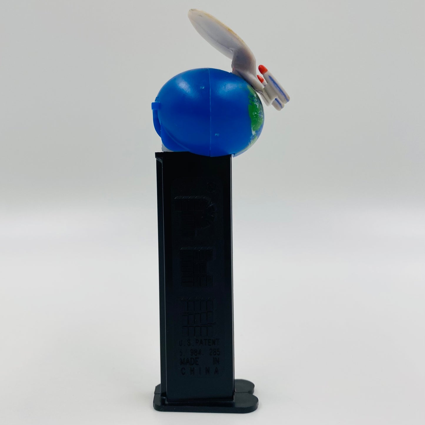 Star Trek the Next Generation USS Enterprise NCC 1701-D PEZ dispenser (2012) loose 5.9 China