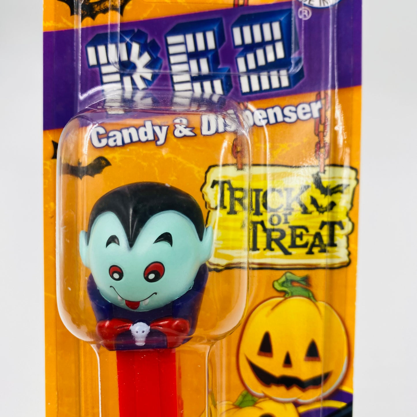 Halloween Vampire PEZ dispenser (2013) carded 5.9 China