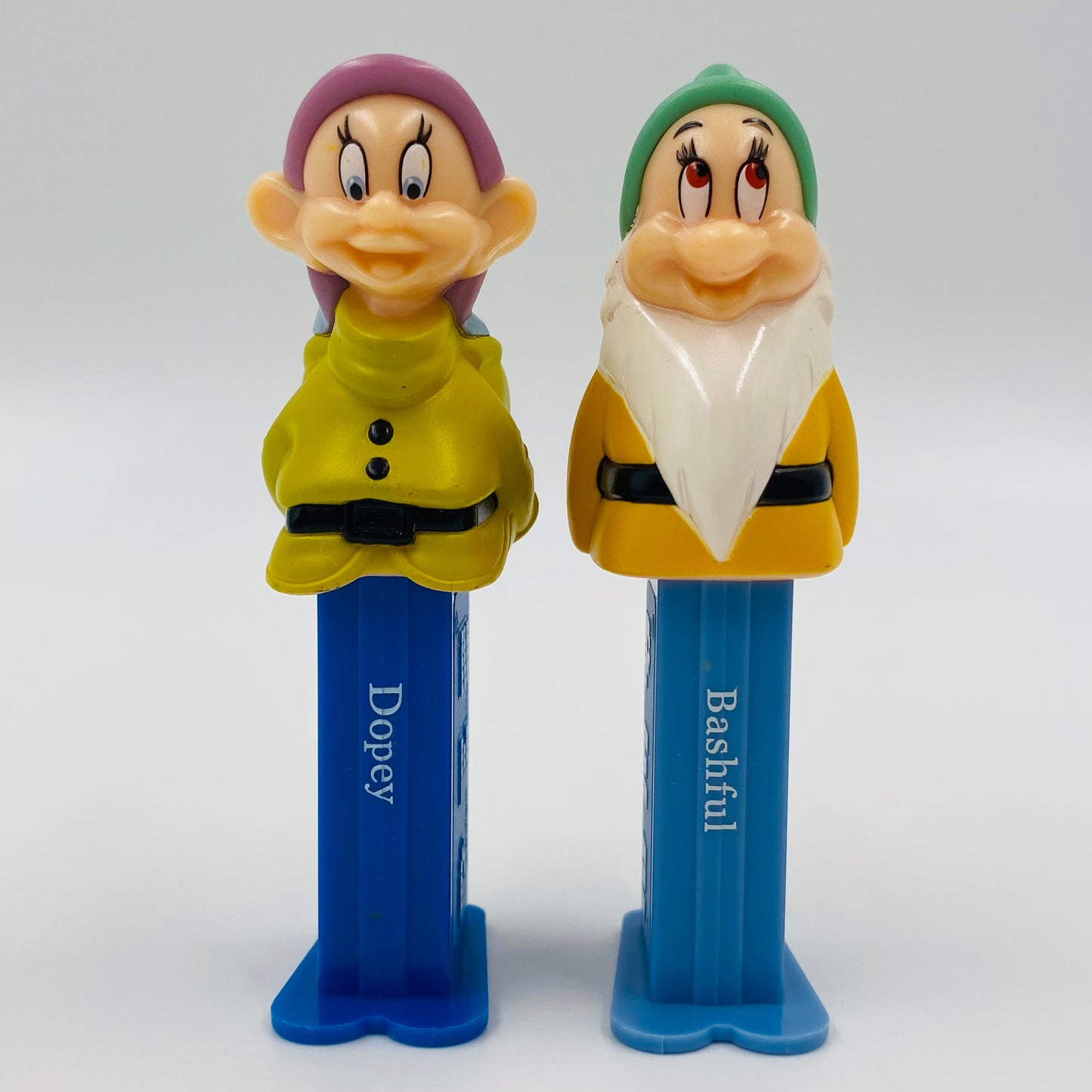 Disney Princess Snow White and the Seven Dwarfs complete set of 4 PEZ dispensers (2010) loose