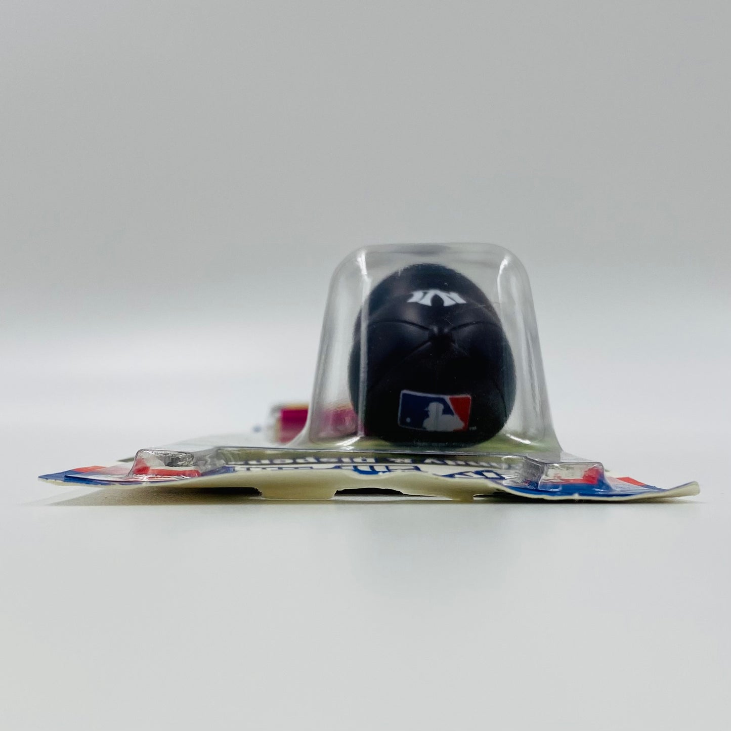 MLB Baseball New York Yankees baseball cap PEZ dispenser (2009) carded 7.5 Hungary